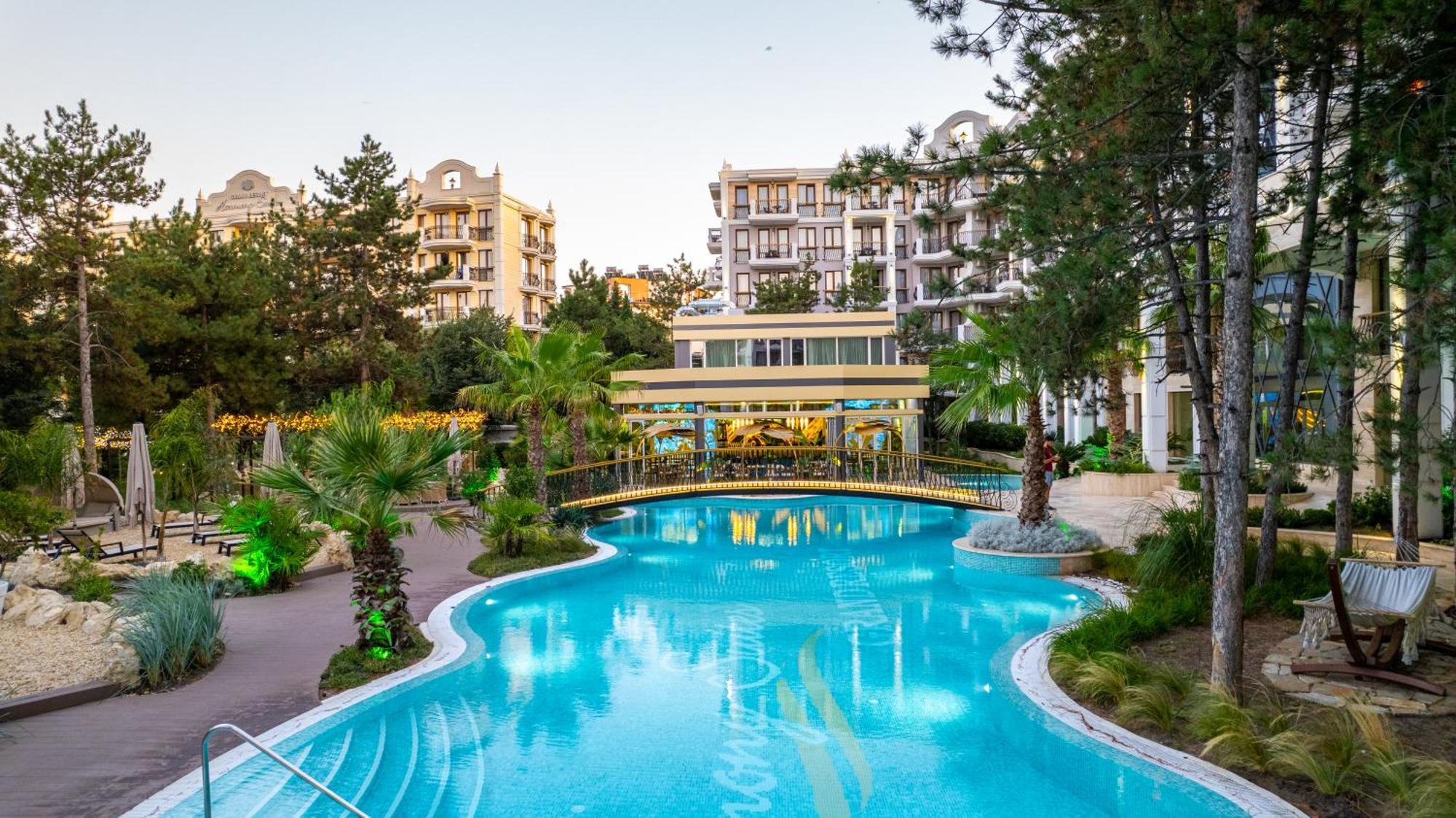 Harmony Suites Grand Resort Sluneční pobřeží Exteriér fotografie