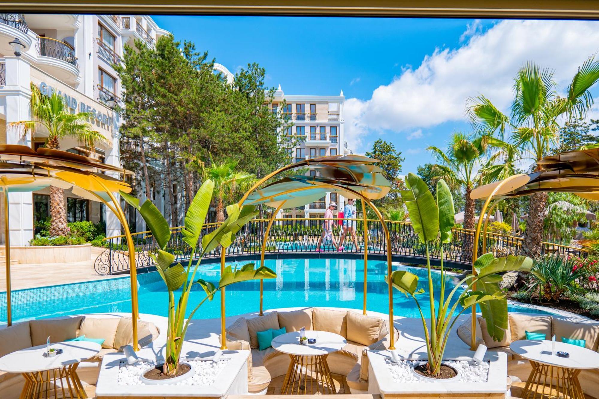 Harmony Suites Grand Resort Sluneční pobřeží Exteriér fotografie